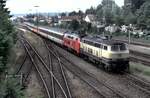 218 355-6 und eine weitere 218 mit IC Bavaria in Memmingen am 13.07.1996.