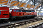 Die DB 218 431-5 (92 80 1218 431-5 D-DB) der DB Regio AG / DB Gebrauchtzug steht am 21 April 2026, mit dem RE 2 von L�beck Hbf nach Bad Kleinen, im Hauptbahnhof L�beck bereit.

Die V 164 wurde 1978 von der Friedrich Krupp AG in Essen unter der Fabriknummer 5397 gebaut und als 218 431-5 an die Deutsche Bundesbahn geliefert.