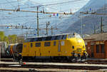 Die D220.029 ER der GCF Generale Costruzioni Ferroviarie S.p.A., ex DB 220 029-3, ex DB V 200 029, ist am 26.03.2022 mit einem Bauzug im Bahnhof Bozen (Stazione di Bolzano).
