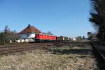 232 569-4 mit einem nur 3 Wagen 45365 N�rnberg - Cheb in Pechbrunn.