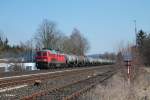 233 357-2 wartet in Pechbrunn mit dem Kesselzug N�rnberg - Hof auf die Weiterfahrt.