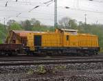 V 150.04, ex DR 110 966-9, ex DR 710 966 (eine V 100.5 ost) der SGL Schienen-Güter-Logistik GmbH abgestellt (im Regen) am 06.05.2012 in Betzdorf/Sieg.
