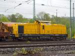   V 150.04, ex DR 110 966-9, ex DR 710 966 (eine V 100.5 ost) der SGL Schienen-Güter-Logistik GmbH abgestellt (im Regen) am 06.05.2012 in Betzdorf/Sieg.