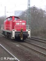 294 715-8 rollt solo durch D�sseldorf.