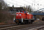   Die 294 722-4 (V90 remotorisiert), ex DB 294 222-5, ex DB 290 222-9, der der DB Cargo AG am 29.02.2020 auf Rangierfahrt in Kreuztal.