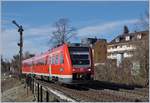 Der DB VT 612 159 erreicht als RE 3987 von Ulm kommend Lindau Aeschbach und somit in Krze sein Ziel Lindau Hbf.