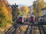 623 537 und 633 551 im Bahnhof Vhringen am 22.10.2021.