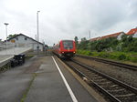 611 035 bei der Einfahrt in den Ehinger Bahnhof als Re 22333 nach Ulm hbf.

Juni 2016