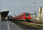 Der VT 611 538 ist ist aus Ulm in Friedreichhafen Stadt eingetroffen und fhrt nach Bassel Bad Bf weiter, whrend der VT 628 549 aus Lindau nach einem Richtungswechsel zu seinem Zielbahnhof Friedrichshafen Hafenbahnhof fahren wird.
30. Nov. 2013