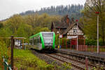 Ein Stadler GTW 2/6 der Westerwaldbahn des Kreises Altenkirchen GmbH (WEBA)  Daadetalbahn , verlässt am 08.05.2023, als  RB 97  Daadetalbahn  nach Betzdorf, den Hp Niederdreisbach (zuvor Bf) und
