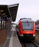 DB RBSH Lint 41 0648 353/853 als RB 15958 nach Bad St.Peter Ording kurz vor der Abfahrt aufgenommen in Husum.