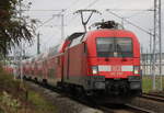 182 003 mit RE 4310(Rostock-Hamburg)bei der Ausfahrt im Rostocker Hbf.11.10.2019