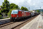Die ÖBB 1293 190-5 (91 81 1293 190-5 A-ÖBB), eine Siemens Vectron MS (X4E) der Variante A60 (Länderpaket) fährt am 04 Juli 2024 mit einem gedeckten Güterzug (Schiebewandwagen)