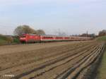101 051-1 schiebt RE4039 Ingolstadt - M�nchen bei Fahlenbach.