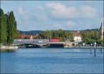- Auch eine 101er auf der Brücke, aber ohne Regen - Am Rheinkilometer 0 verlässt der IC nach Hannover die schöne Stadt Konstanz. 13.09.2012 (Jeanny)