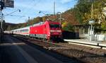 101 037-0 mit IC in Lonsee am 31.10.2021.