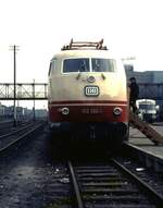 103 130-1 und 420 004-4 in Peine im Juli 1971.