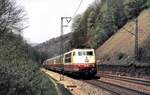 103 150-9 mit IC auf der Geislinger Steige am 25.04.1984.