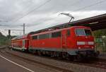 BR 111/228085/111-015-4-schiebt-den-re-9 111 015-4 schiebt den RE 9 (Rhein-Sieg-Express) Siegen-Kln-Aachen am 02.10.2012 von Betzdorf/Sieg weiter in Richtung Kln.
