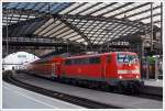 Die 111 013-9 mit dem RE 1  NRW-Express   nach Dortmund Hbf (Aachen-Kln-Dsseldorf-Duisburg-Essen-Dortmund) hier am 28.04.2013 beim Halt im Hbf Kln.
