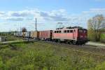 16.04.2014 17:04 Uhr - EGP 139 285 kommt mit einem Containerzug aus Richtung Salzwedel.