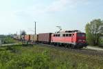 25.04.2014 17:07 Uhr - EGP 140 853 kommt mit einem Containerzug aus Richtung Salzwedel.