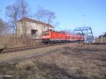 143 868-9 verl�sst Eisenh�ttenstadt mit der RB11 Cottbus.