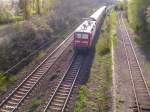 143 327-5 verl�sst Schkeuditz mit der S-Bahn.