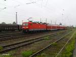 143 111-3 verlie� Eisenh�ttenstadt mit RB11 Cottbus.
