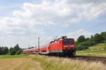 143 189 fährt am 23.06.2017 mit ihrem RE20 nach Frankfurt Hbf in Kürze durch den Bahnhof von Oberbrechen.