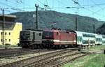 143 312-7 mit Doppelstockzug und daneben Schublok 150 178-2 in Bereitschaft in Geislingen/Steige am 06.06.1996.