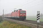 143 899-3 mit n-Wagenzug bei leichtem Nebel bei Hinterdenkental am 19.10.2012.