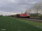 145 042-8 mit gemischten G�terzug bei Podelwitz.