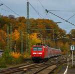 
Die 146 005-4 (91 80 6146 005-4 D-DB) der DB Regio NRW fährt am 15.11.2020, mit dem RE 9 (rsx - Rhein-Sieg-Express) Dürren - Köln - Siegen, in den Bahnhof Betzdorf/Sieg ein. 

Nochmals einen lieben Gruß an den netten Lokführer zurück.