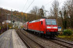Geschoben von der 146 006-2 (91 80 6146 006-2 D-DB) der DB Regio NRW verlässt der RE 9 - Rhein Sieg Express (RSX) Siegen - Köln – Aachen nun Steuerwagen voraus den Bahnhof Kirchen/Sieg und fährt weiter Richtung Betzdorf. 