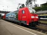 baden-wurttemberg/803167/146-210-0-mit-doppelstockwagen-in-geislingen 146 210-0 mit Doppelstockwagen in Geislingen Steige und der Werbung: uf den schönsten Strecken das Ländle entdecken;  Regio Baden-Württemberg.Am 02.10.2022.