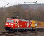 185 142-7  ...unterwegs  in der Schweiz  der DB Schencker Rail mit Hupac-Zug fhrt man 31.03.2012 bei Betzdorf Richtung Kln.