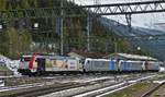Lok EU43 007 zieht einen Lokzug mit Railpoollok 187 308-2 / 187 300-9 und Lok 185 664 aus dem Bahnhof Brenner in Richtung Abstellung.