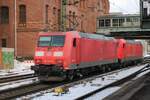 DBC 185 040 schiebt quasi einer 185.2 durch Hamburg-Harburg am 20 Februar 2026.