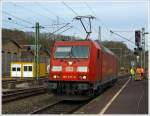 Die 185 377-9  der DB Schenker Rail Deutschland AG am 21.03.2014 beim Umsetzen in Betzdorf/Sieg, sie wechselt gleich die Fahrtrichtung um solo in Richtung Köln zu fahren.