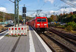 Die 185 263-1 (91 80 6185 263-1 D-DB) der DB Cargo Deutschland AG f�hrt mit dem Leipziger Kranzug der DB InfraGO Netz Notfalltechnik am 14 Oktober 2026 durch Betzdorf/Sieg in Richtung K�ln. 

Die TRAXX F140 AC2 wurde 2000 von Bombardier in Kassel u ...