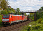 Ein „Erzbomber“ auf dem Weg an die Saar....
Die beiden Siemens ES 64 F4 - 189 045-8 und 189 042-5 der DB Cargo ziehen, in Doppeltraktion, einem Erzzug (Wagen der Gattung Falrrs 152) am 28.04.2018 durch Koblenz-Moselweiß.