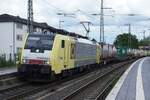SBBCI 189 993 zieht der Novara KLV nach Kijfhoek durch Remagen am 13 Mai 2026.
