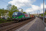 Die an die FRACHTbahn Traktion GmbH (Wien) vermietete Siemens Vectron AC 193 230 „Josef“ (91 80 6193 230-0 D-ELOC) der European Locomotive Leasing, mit Werbung für die