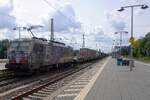 TXSLogistics 193 282 zieht ein gut beladener KLV durch Celle nach Hamburg am 20 Augustus 2026.