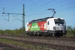 Mit  clever fahren   kann Mann Energie sparen  und dass gilt auch f�r Solofahrten, wie am 23 April 2026 DBC 193 361 beim Passage bei Diepholz reklamieren will.