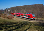 Der „Quietschie“ 425 066-8 / 425 566-7 der DB Regio fhrt am 10.03.2022 auf Tfzf bei Rudersdorf (Kr.