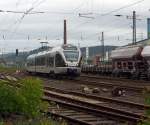 ET 22008 (2-teiliger Stadler Flirt) der Abellio Rail NRW fhrt am 18.05.2012 hat den Bf Siegen-Geisweid verlassen und fhrt weiter Richtung Siegen Hbf.