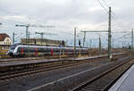 Der fnfteilige Bombardier Talent 2 –9442 810 / 9442 310 der Abellio Rail Mitteldeutschland GmbH erreicht am 08 Dezember 2022 den Hauptbahnhof Leipzig.