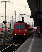 HGK 185 585-7 mit dem DPE 1850 von Dortmund nach München als Oktoberfest-Partyzug hat hier Einfahrt in den Koblenzer Hbf.